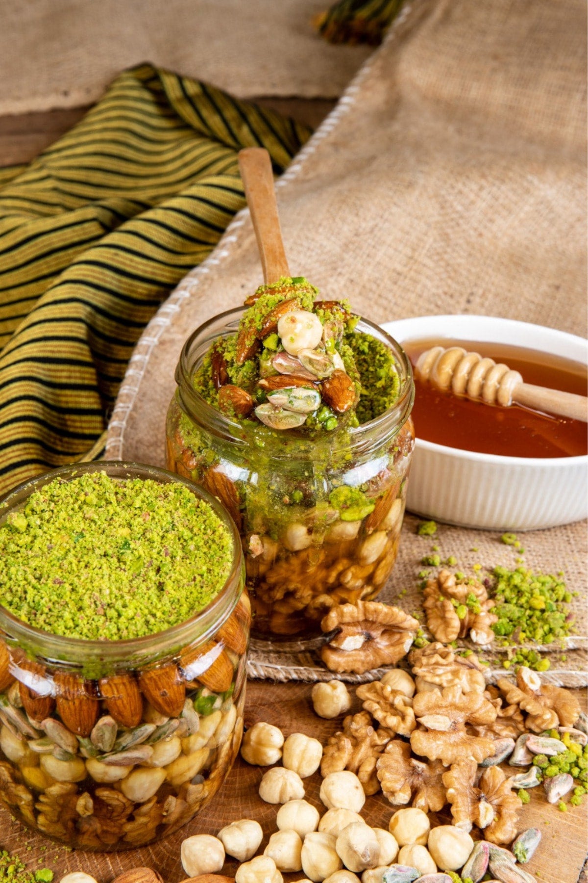 مزيج فاخر من المكسرات والعسل السدر الحر الأصلي